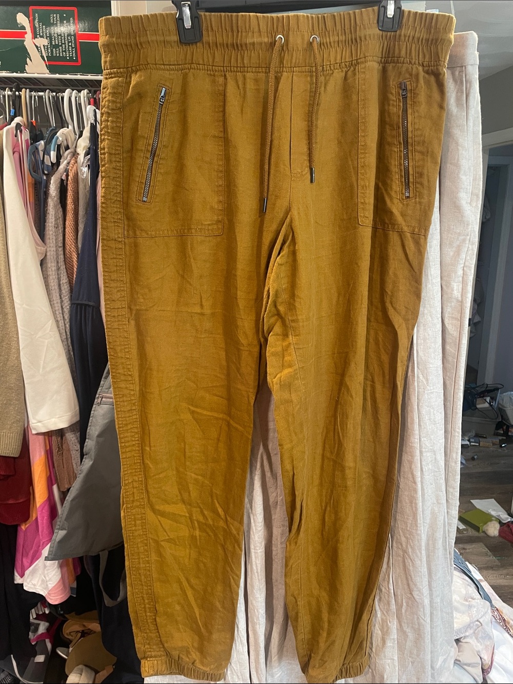 Athleta Women's Drawstring Joggers in Mustard Gold